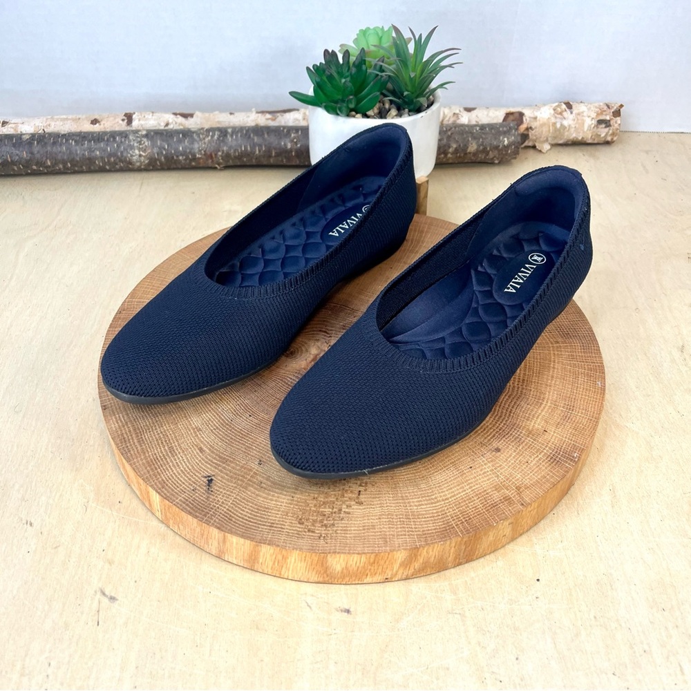 Vivaia Tamia 2.0 Almond-Toe Ballet Flats Navy Blue Women’s Size 38.5 (US 7.5–8)